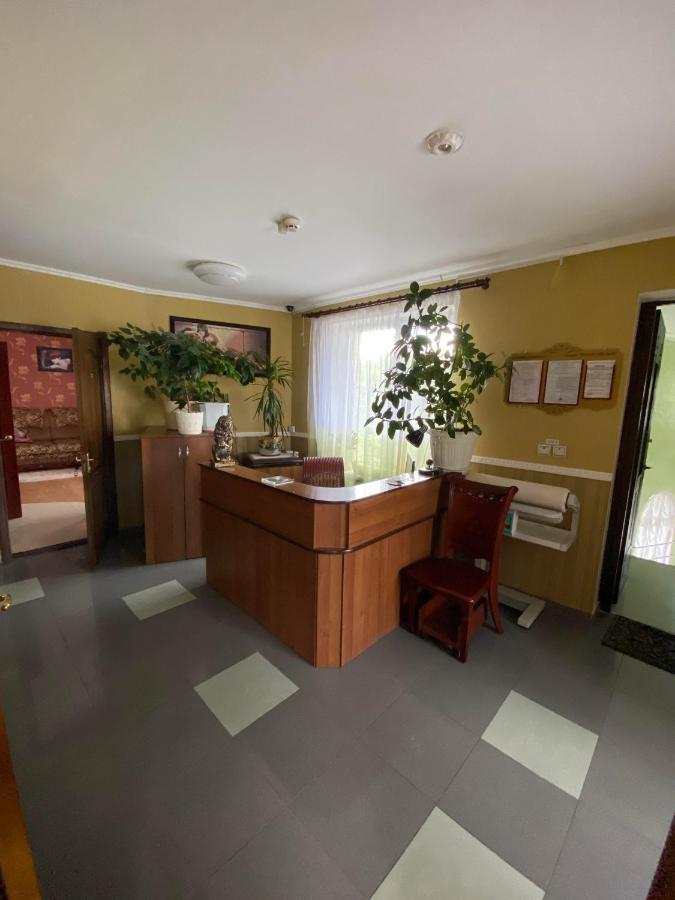 Золотий Лев Hotel Zvenyhorodka Luaran gambar