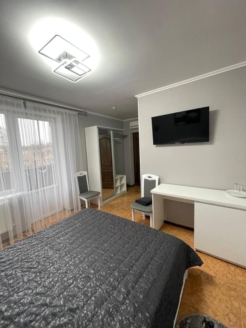 Золотий Лев Hotel Zvenyhorodka Luaran gambar